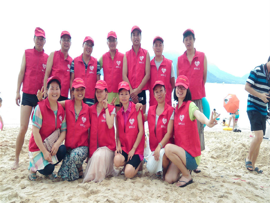 2-义工合照留念.jpg