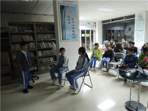 4 学生再次扮演课堂纪律情景.jpg